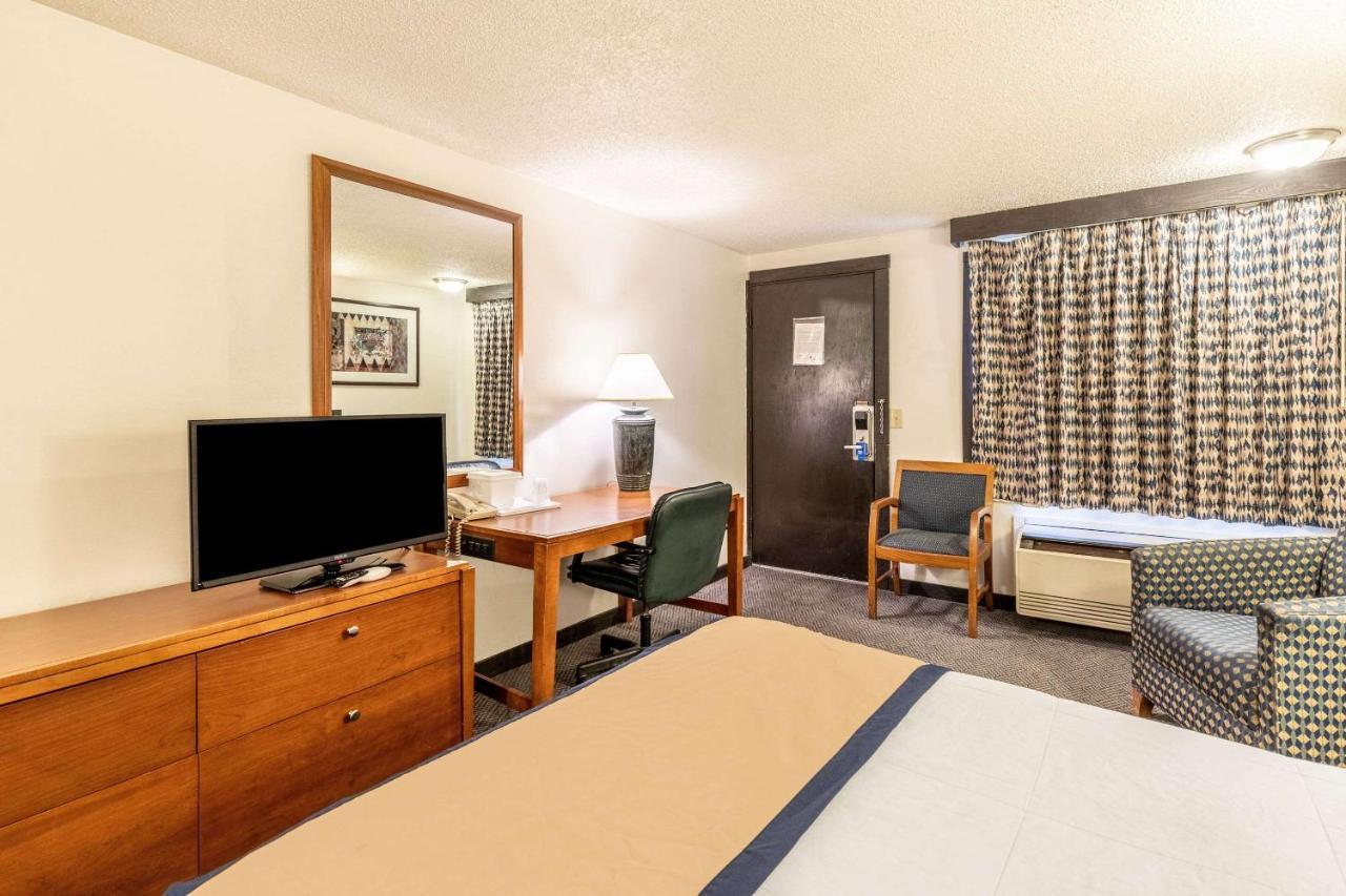 Value Inn Kenosha I-94 - Exit 344 Pleasant Prairie Exterior photo